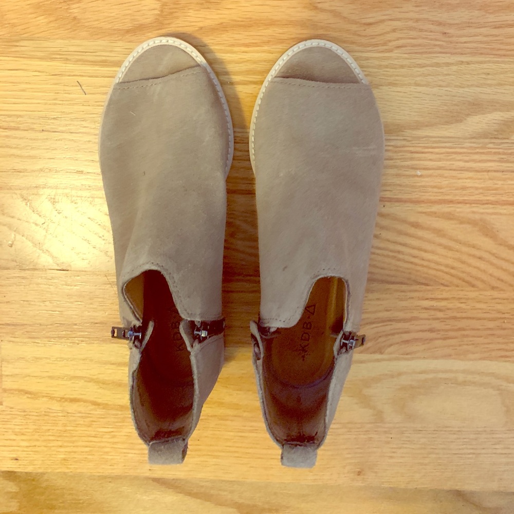 kelsi dagger booties